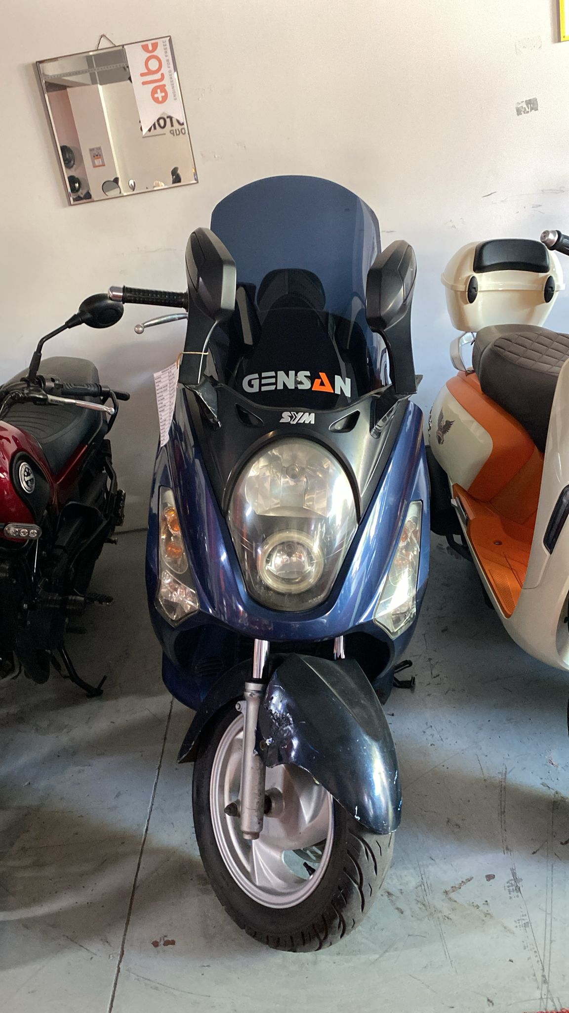 SYM GTS 250